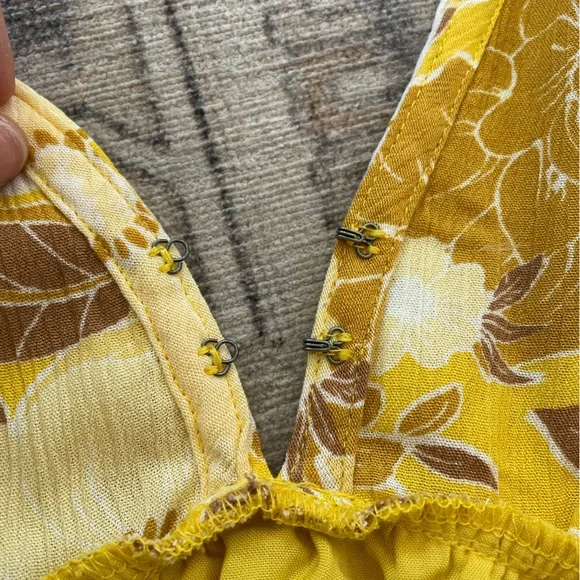 Abercrombie & Fitch tie strap babydoll maxi dress - Picture 6 of 6